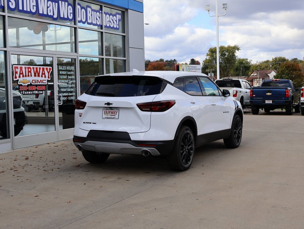 New 2025 Chevrolet Blazer LT w/ LPO, Black Sport Package image 3