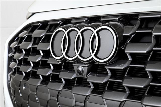 New 2025 Audi Q5 Premium Plus image 3