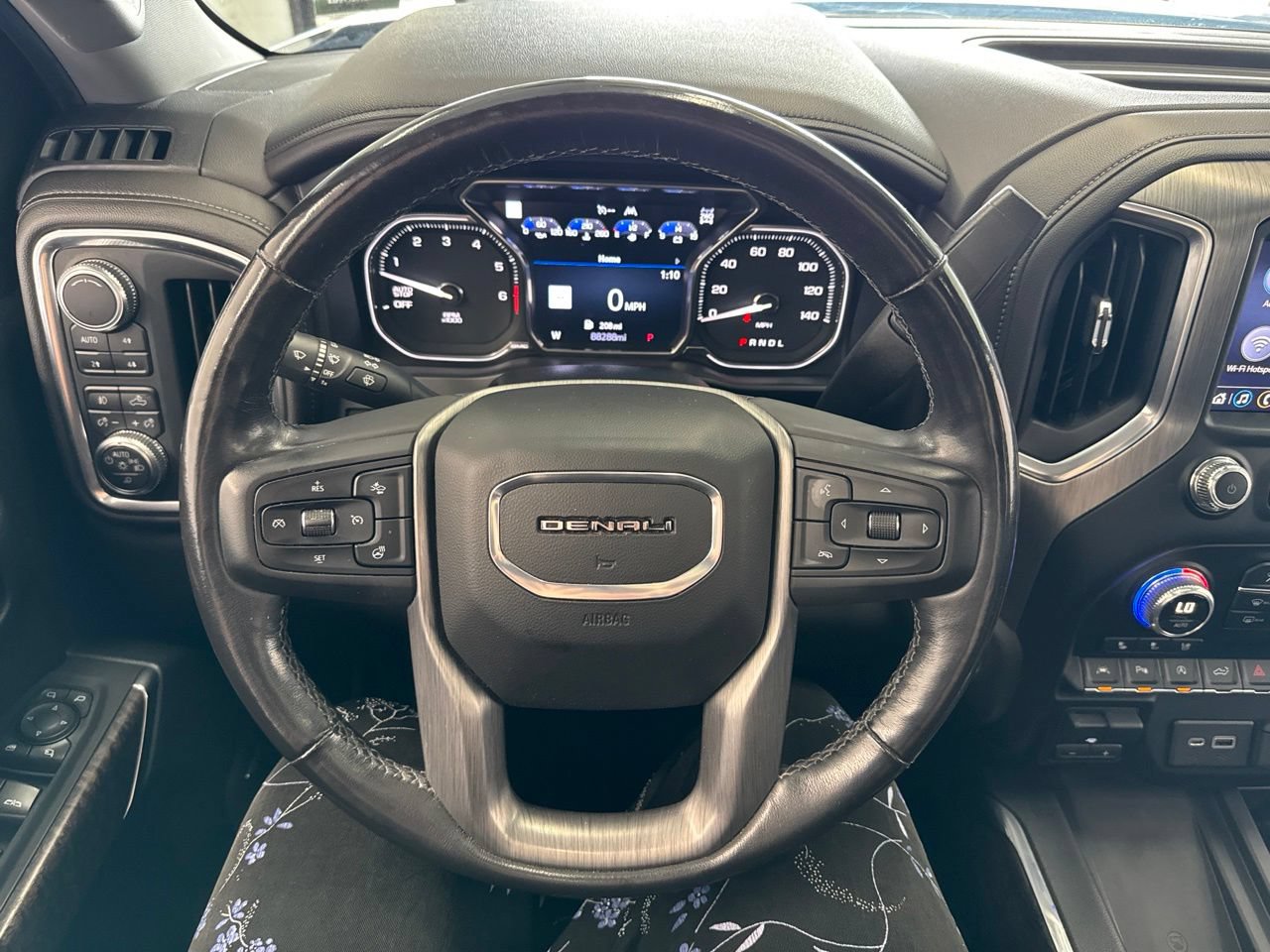 Used 2019 GMC Sierra 1500 Denali w/ Denali Ultimate Package AWD/4WD image 20