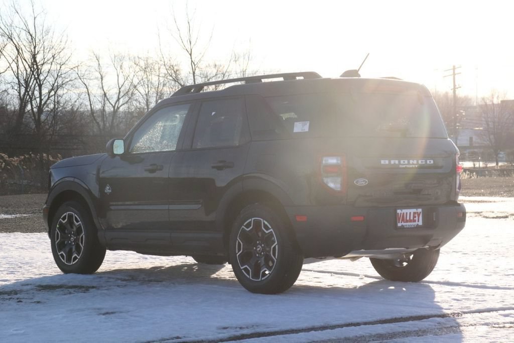 New 2025 Ford Bronco Sport Outer Banks w/ Outer Banks Tech Package+ AWD/4WD image 6