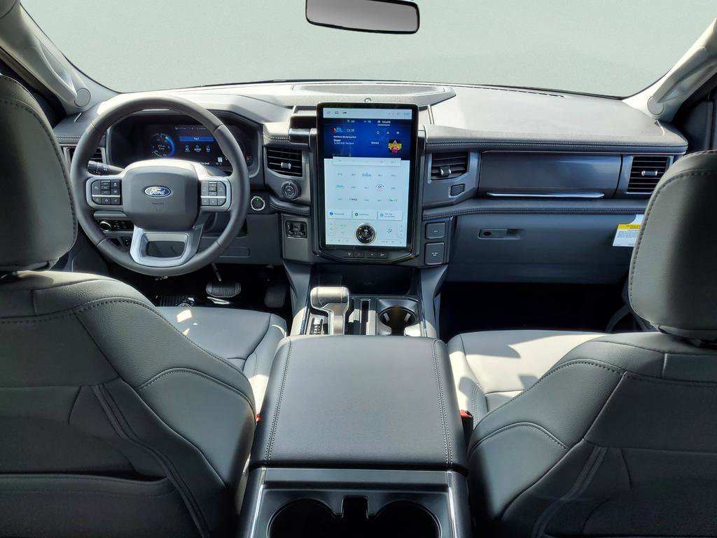New 2025 Ford F150 Lightning Flash image 32