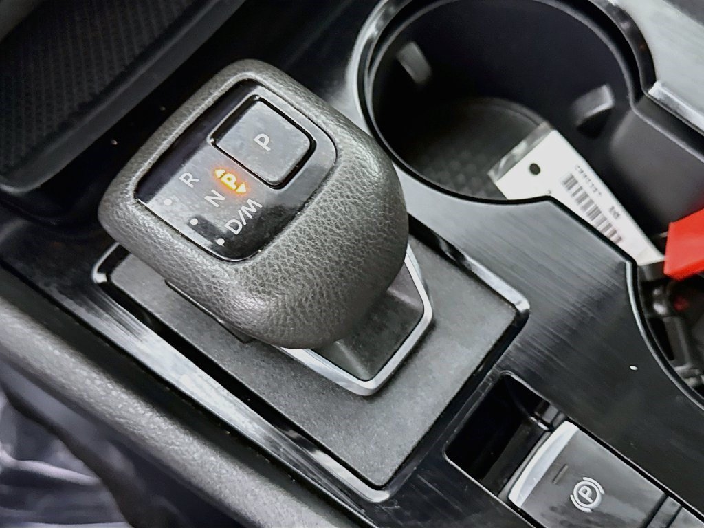Used 2023 Nissan Rogue S FWD image 19
