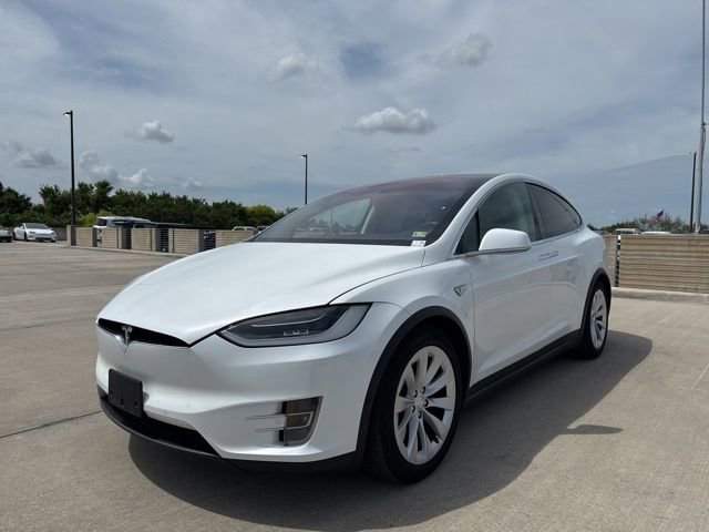 Used 2016 Tesla Model X 90D image 7