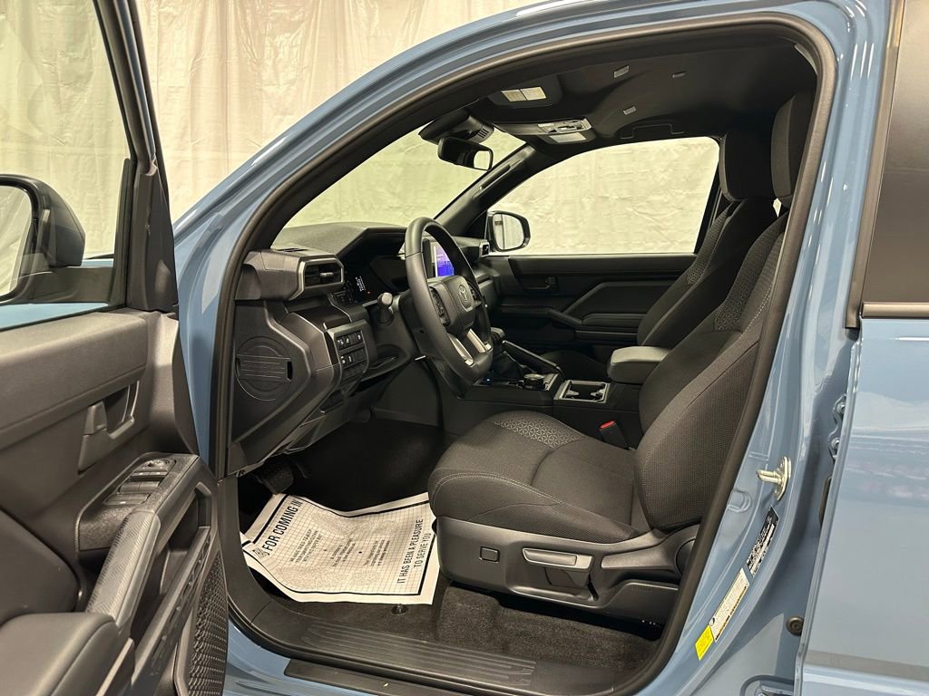 Used 2025 Toyota 4Runner SR5 image 10