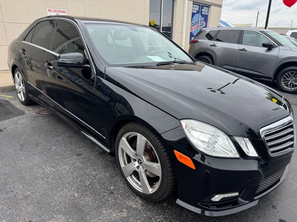 Used 2011 Mercedes-Benz E 350 4MATIC Sedan image 8
