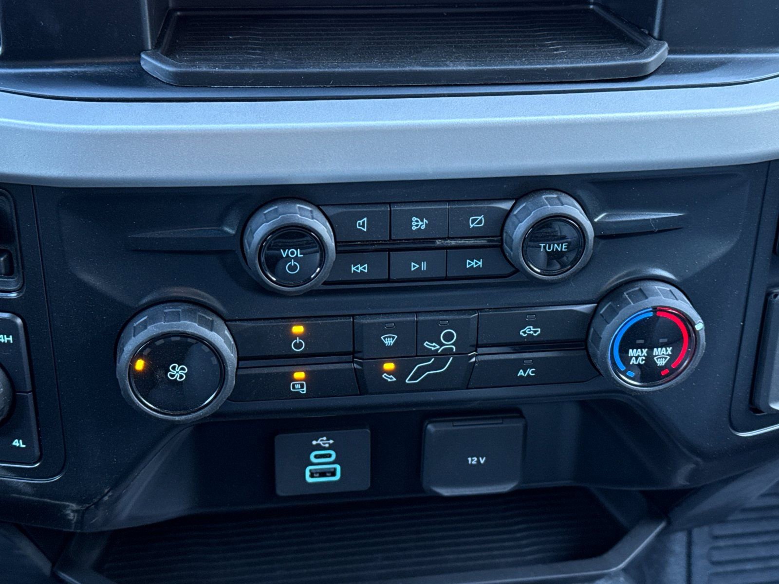 New 2024 Ford F550 XL image 18