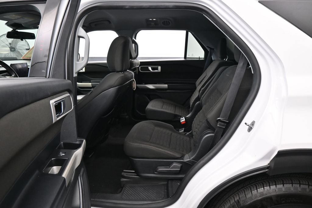 Used 2020 Ford Explorer XLT RWD image 28