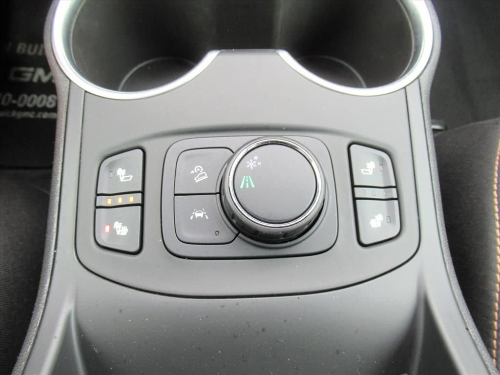 Used 2020 GMC Terrain SLE w/ Driver Convenience Package image 25