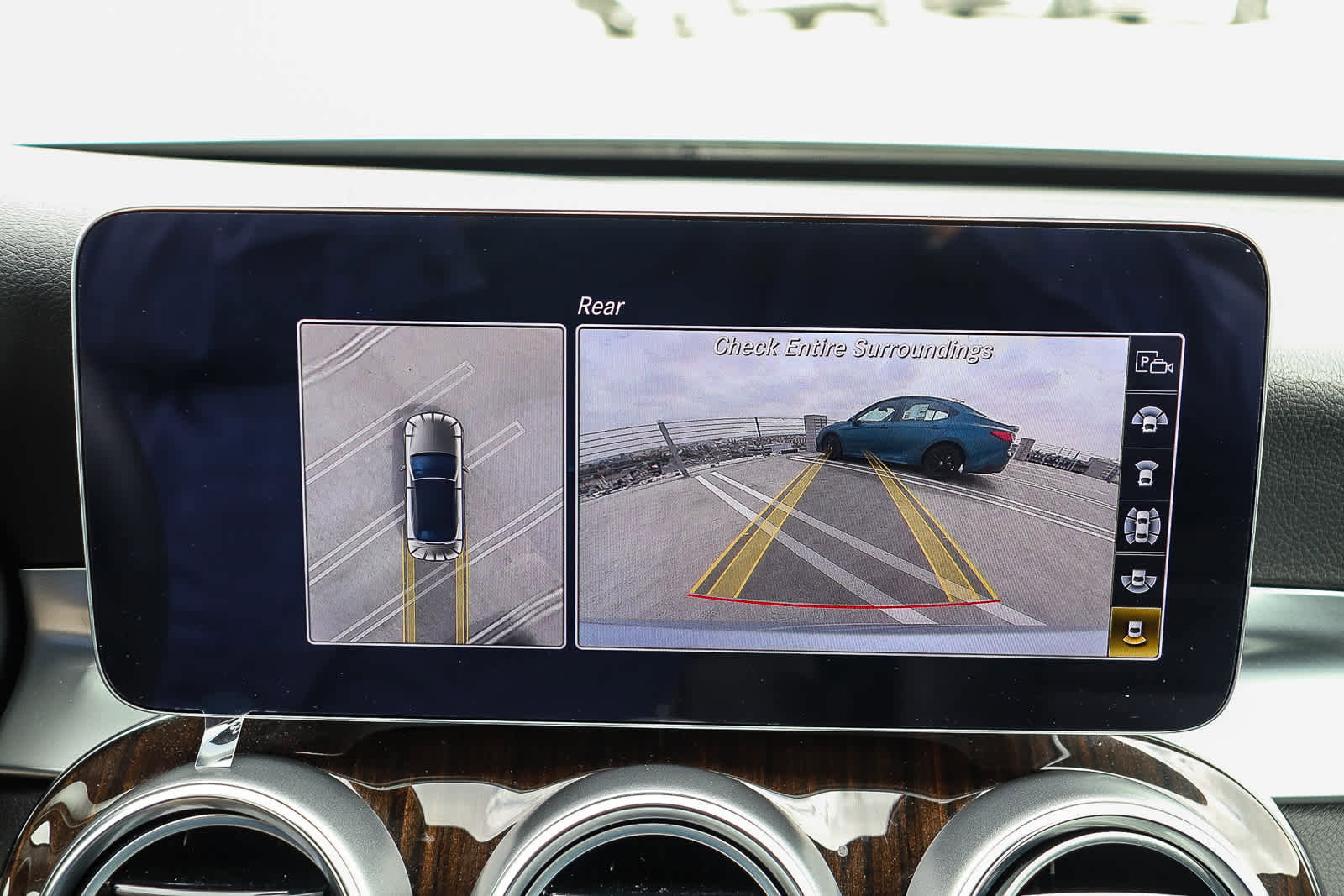 Used 2023 Mercedes-Benz C 300 Cabriolet image 40
