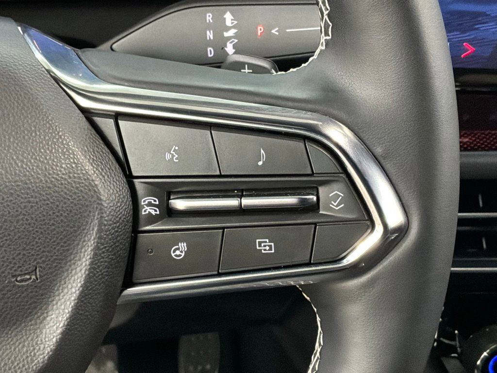Used 2024 Chevrolet Traverse Z71 AWD/4WD image 10