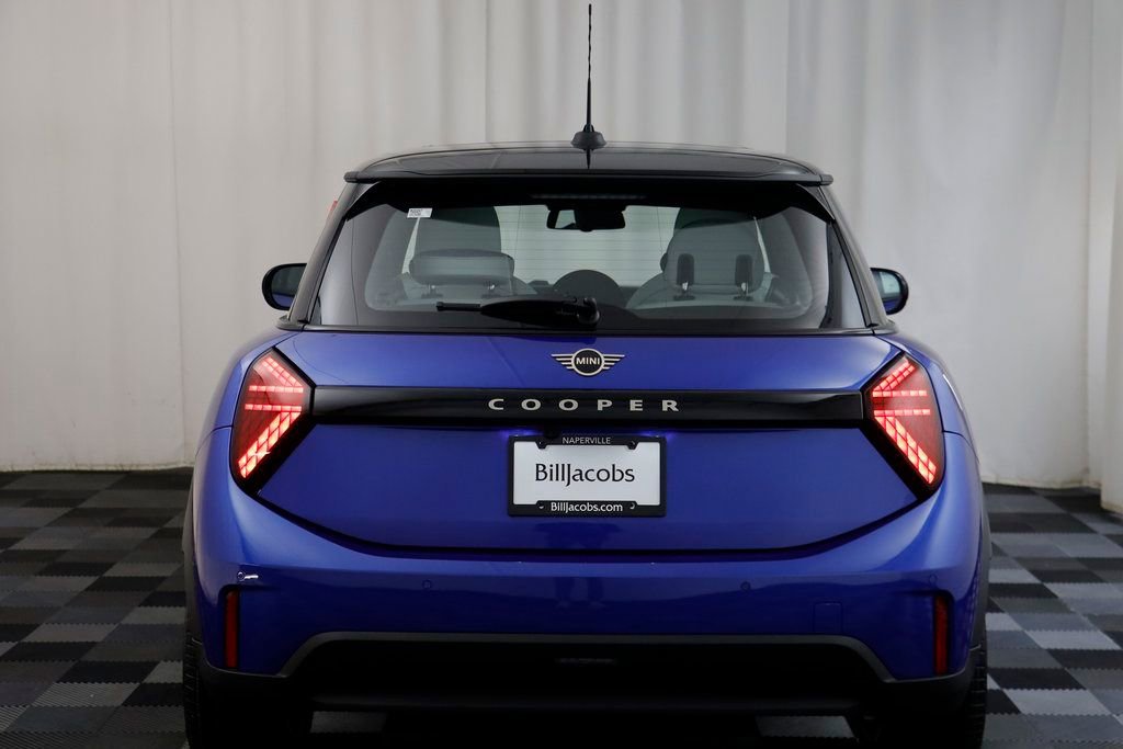 New 2026 MINI Cooper 2-Door Hardtop image 15