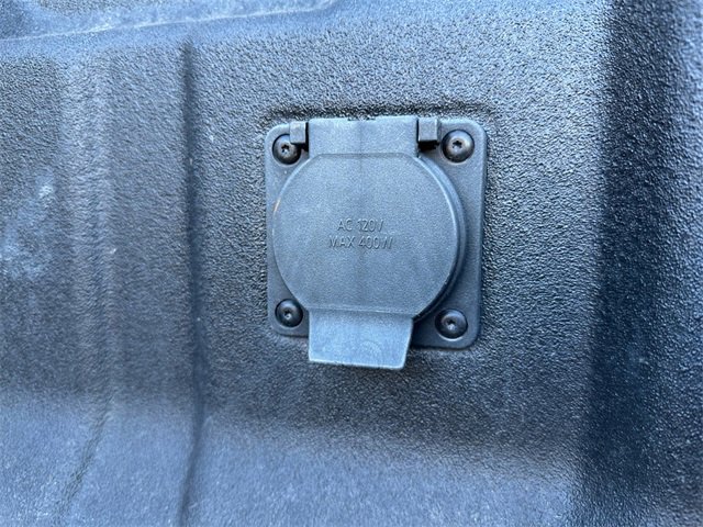 Used 2023 Chevrolet Colorado ZR2 w/ ZR2 Convenience Package III image 40