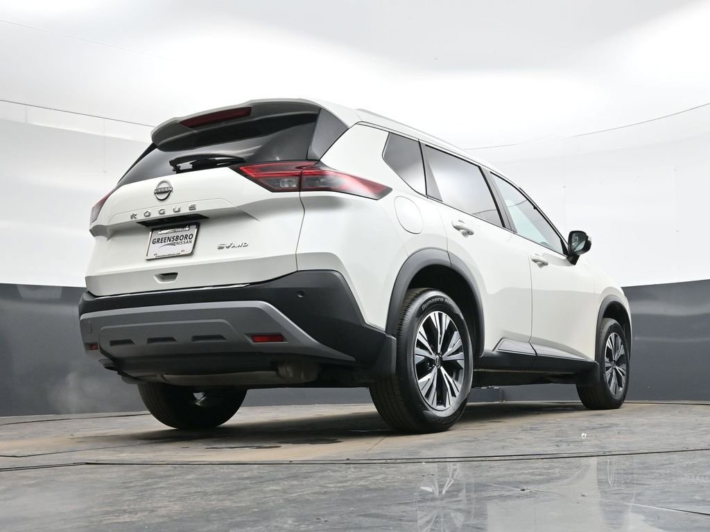 Used 2023 Nissan Rogue SV w/ SV Premium Package image 36