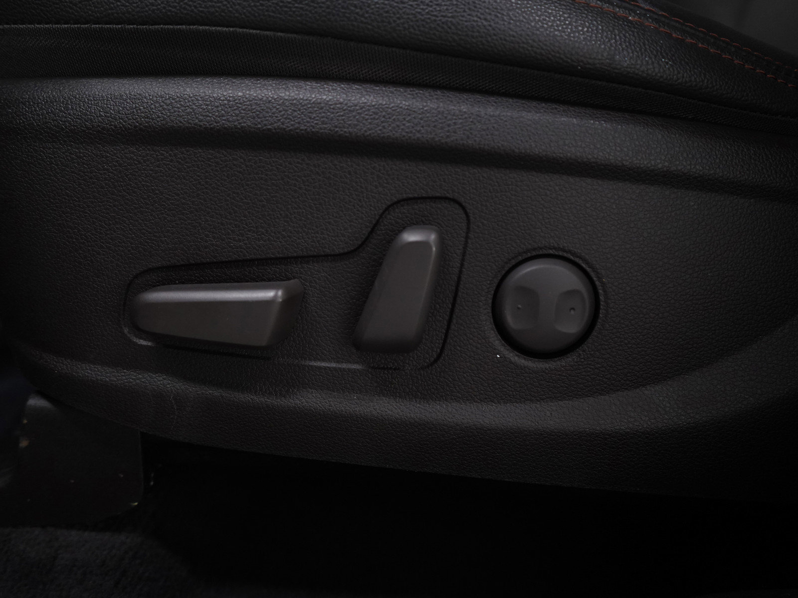 Used 2020 Hyundai Santa Fe SEL image 24