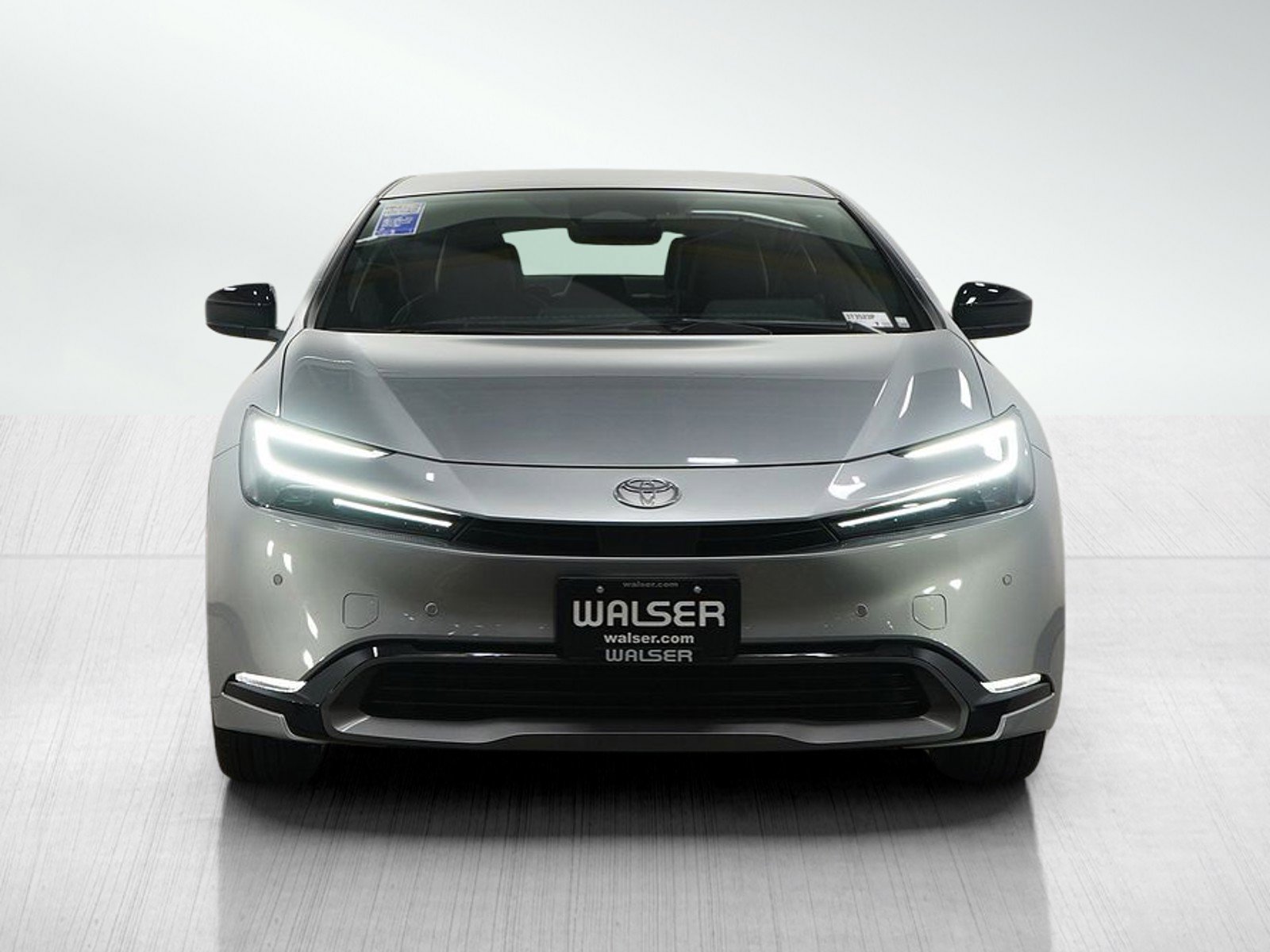 Used 2025 Toyota Prius Limited image 11