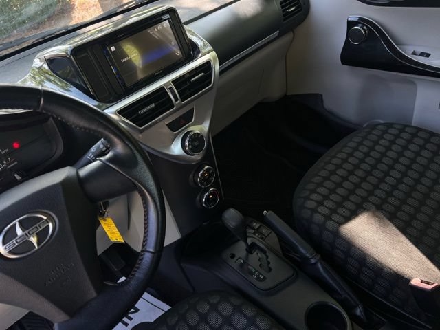 Used 2012 Scion iQ w/ Rear Speaker Pkg FWD image 26