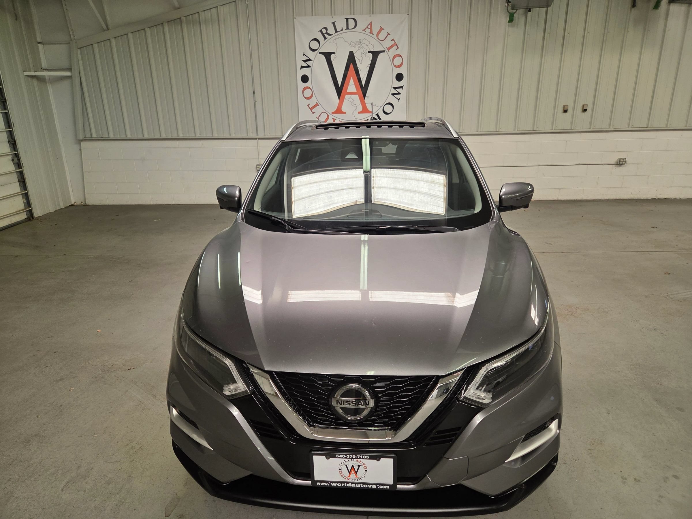 Used 2021 Nissan Rogue Sport SL w/ Premium Package AWD/4WD image 12