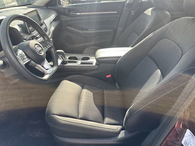 Used 2023 Nissan Altima 2.5 SV image 7
