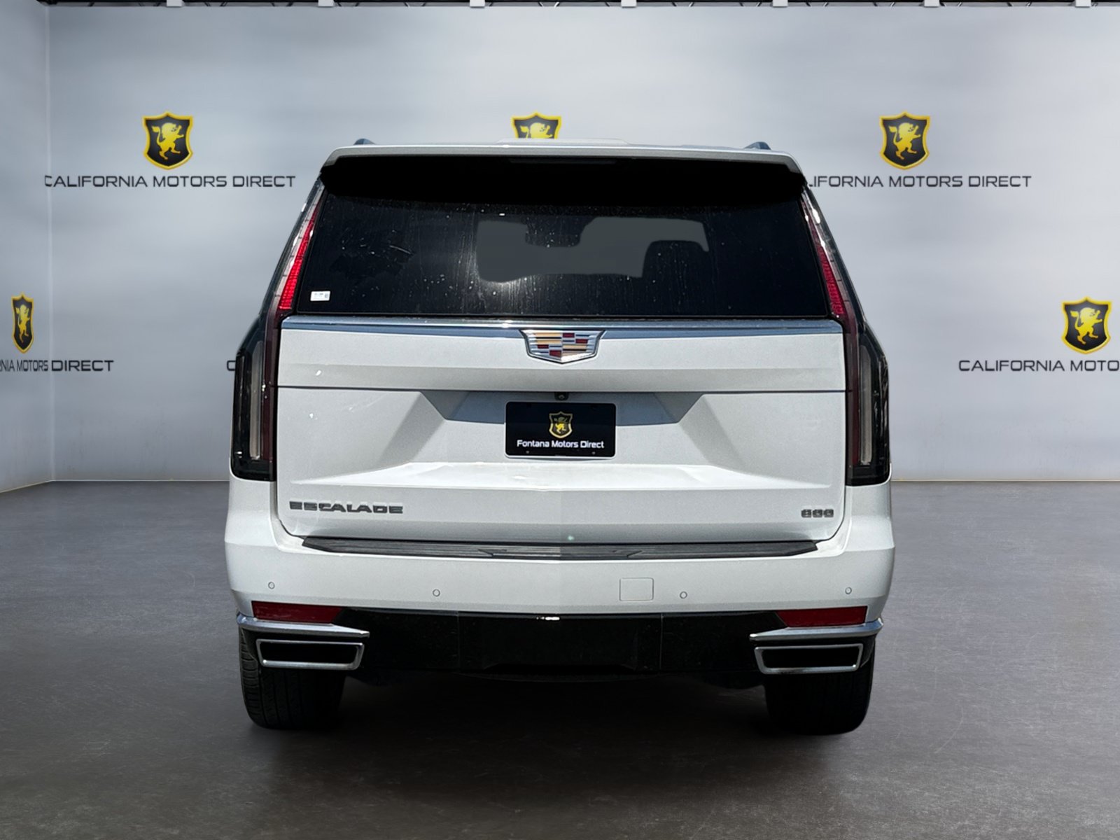 Used 2022 Cadillac Escalade Luxury RWD image 4