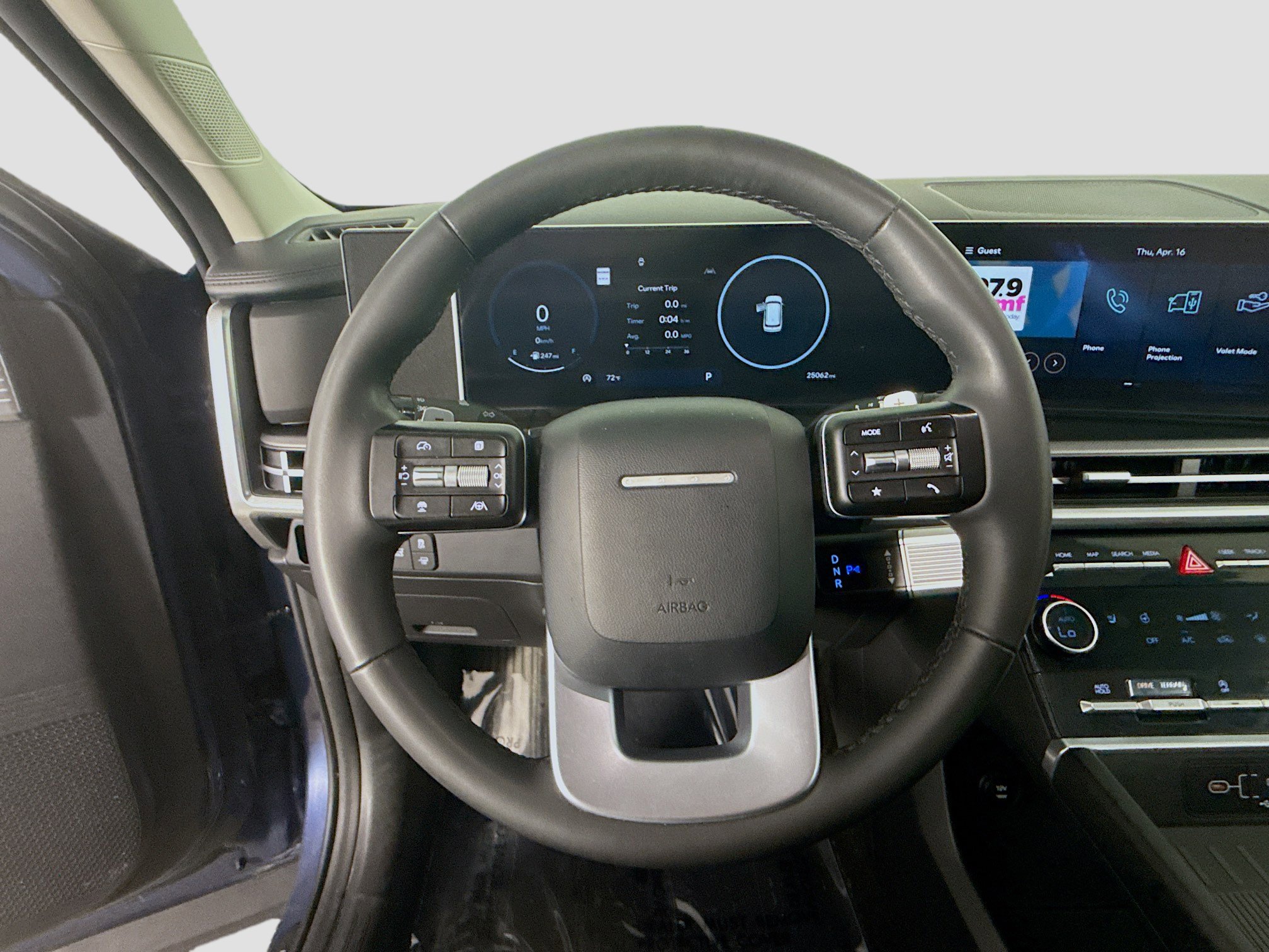 Used 2025 Hyundai Santa Fe XRT AWD/4WD image 13