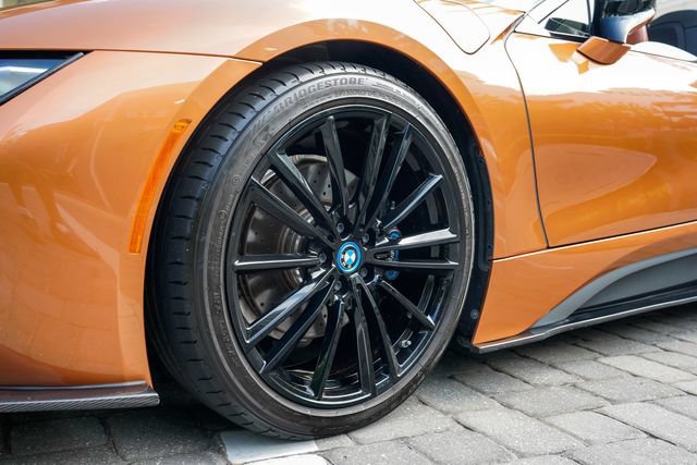 Used 2019 BMW i8 Roadster AWD/4WD image 45
