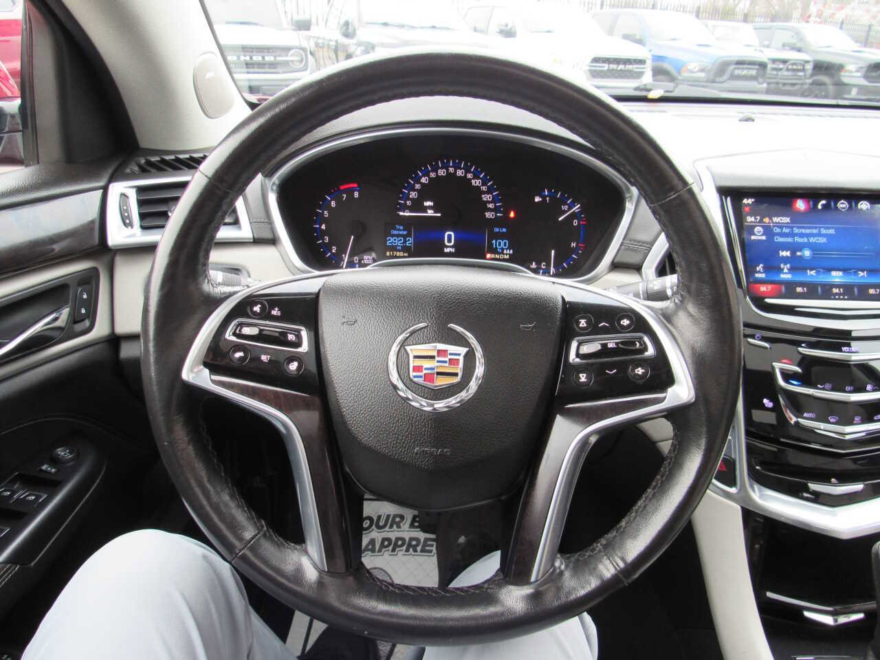 Used 2014 Cadillac SRX Luxury image 19