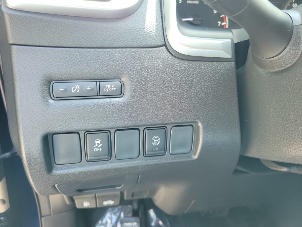 Certified 2023 Nissan Murano SV FWD image 19