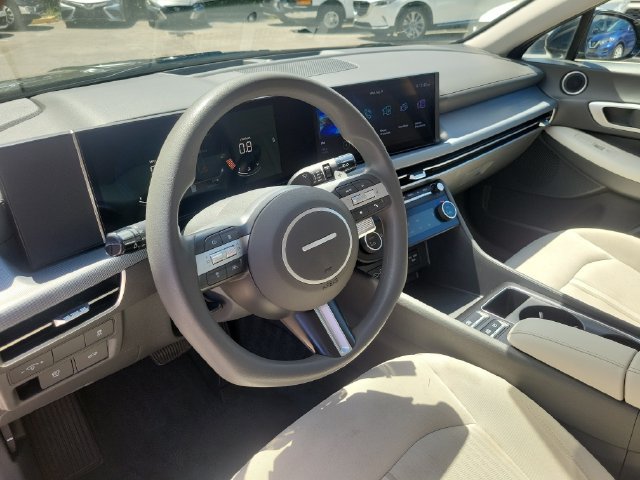 Used 2025 Hyundai Sonata SEL FWD image 19