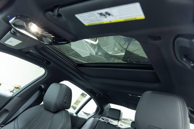 New 2026 BMW 530i xDrive image 16