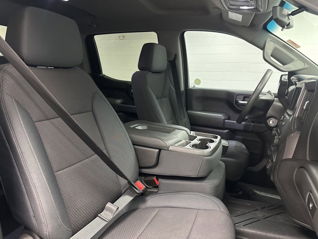 Used 2019 Chevrolet Silverado 1500 Custom Trail Boss AWD/4WD image 21