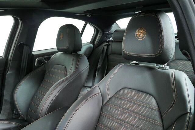 Used 2025 Alfa Romeo Giulia w/ Driving Assist Package RWD image 2
