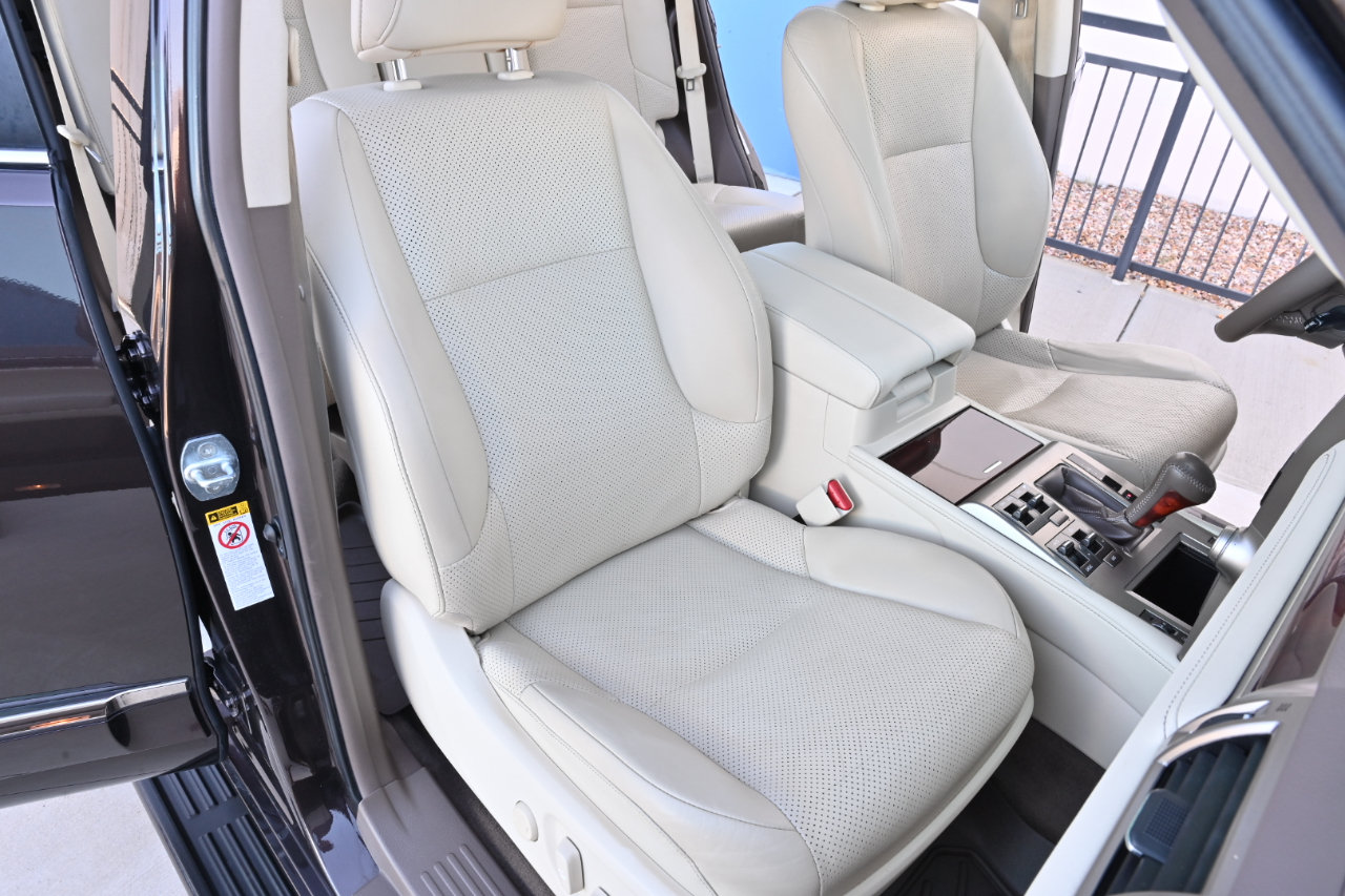 Used 2012 Lexus GX 460 Premium AWD/4WD image 16