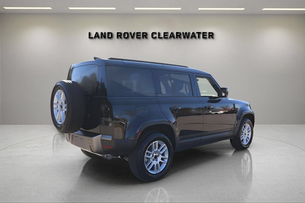 Used 2026 Land Rover Defender 110 S AWD/4WD image 5