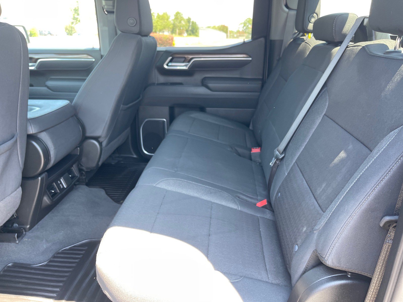 Used 2026 Chevrolet Silverado 1500 LT AWD/4WD image 11
