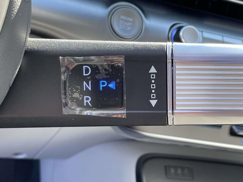 New 2026 Hyundai Kona SEL Premium image 23