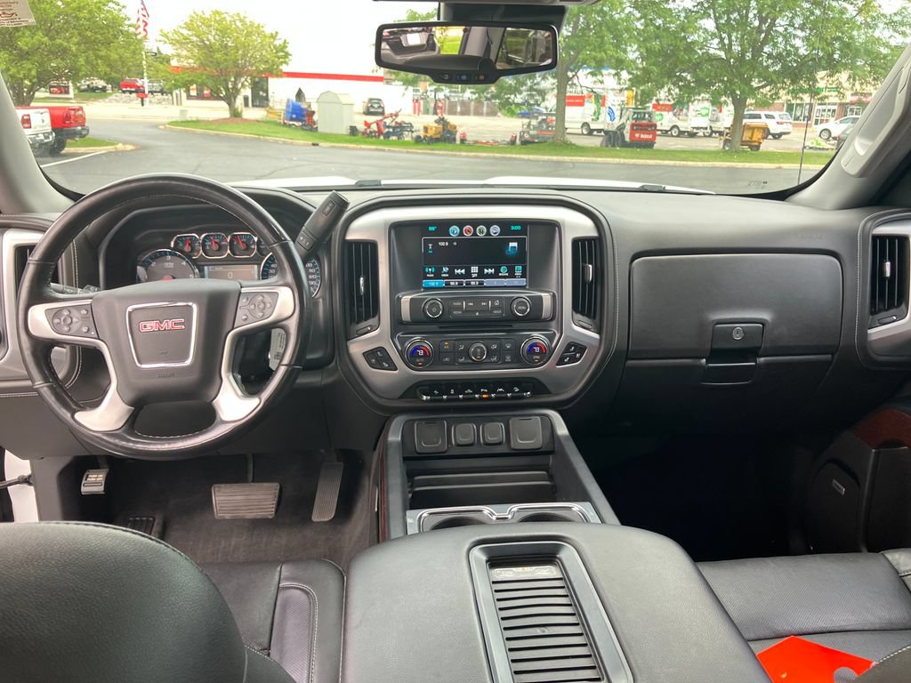 Used 2018 GMC Sierra 1500 SLT AWD/4WD image 13