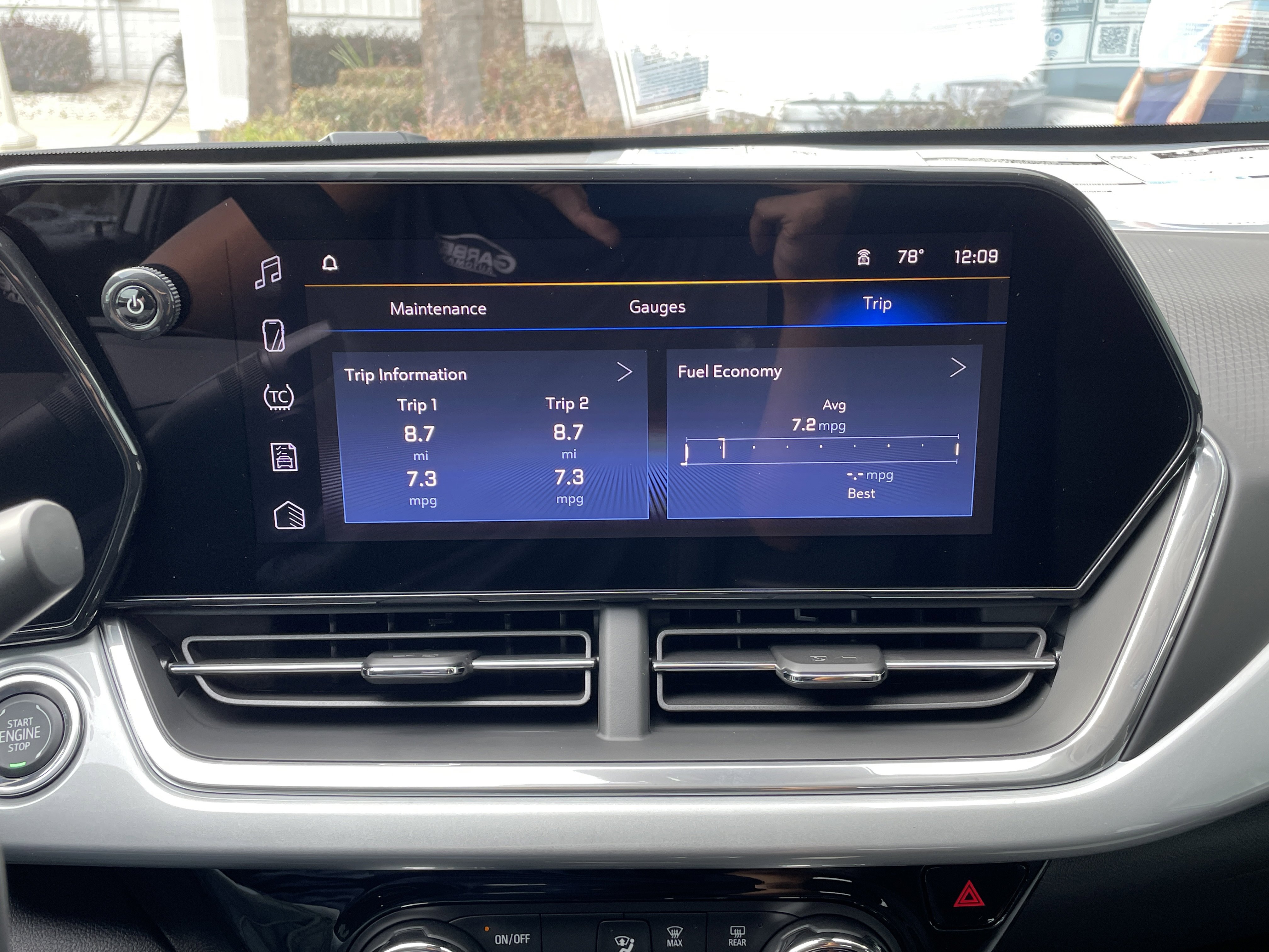 New 2025 Chevrolet Trax LT w/ Driver Confidence Package image 47