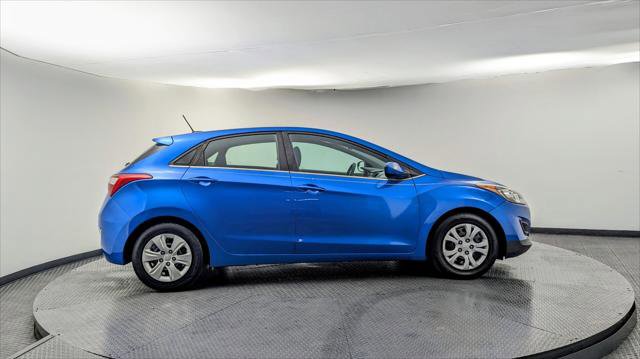 Used 2017 Hyundai Elantra GT image 7