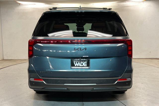 Used 2025 Kia Carnival SX FWD image 4