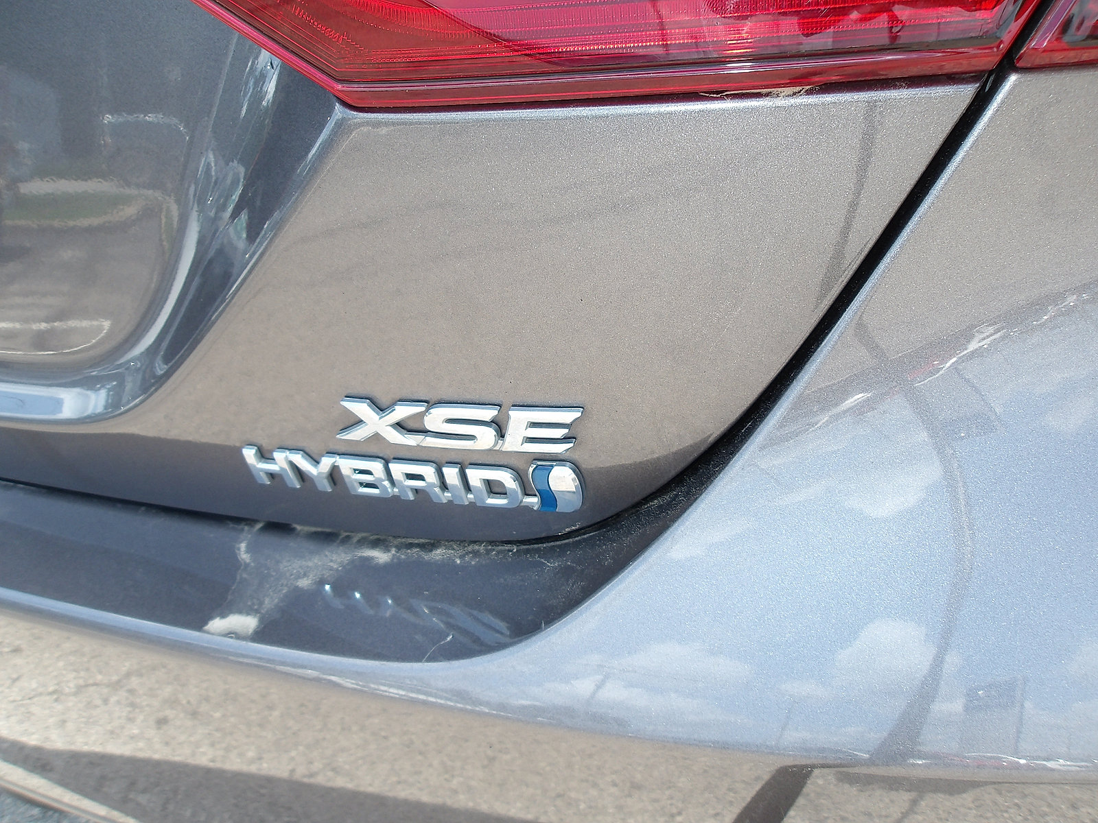 Used 2023 Toyota Camry XSE w/ Cold Weather Package FWD image 9