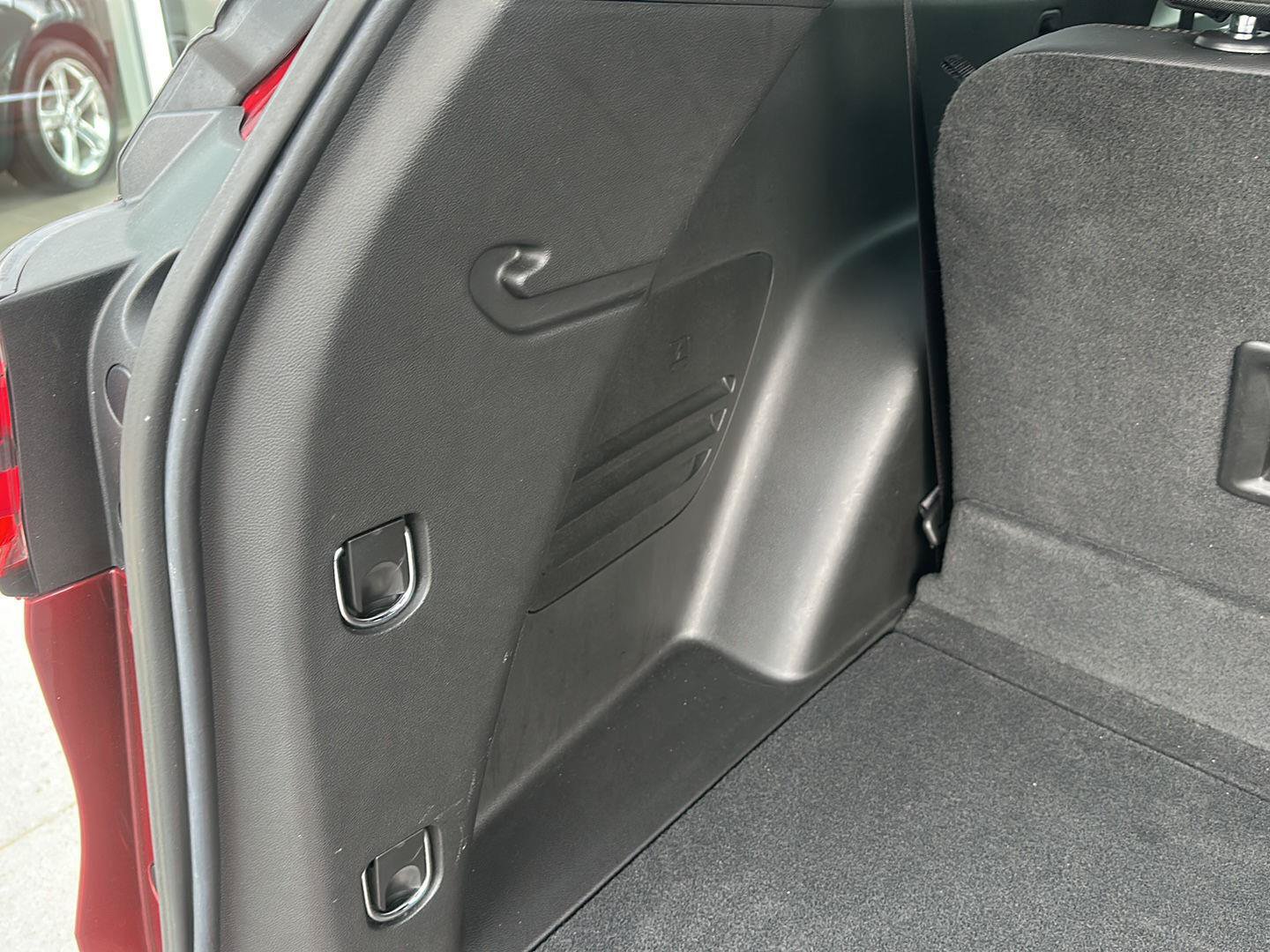 Used 2023 Chevrolet Traverse High Country FWD image 58