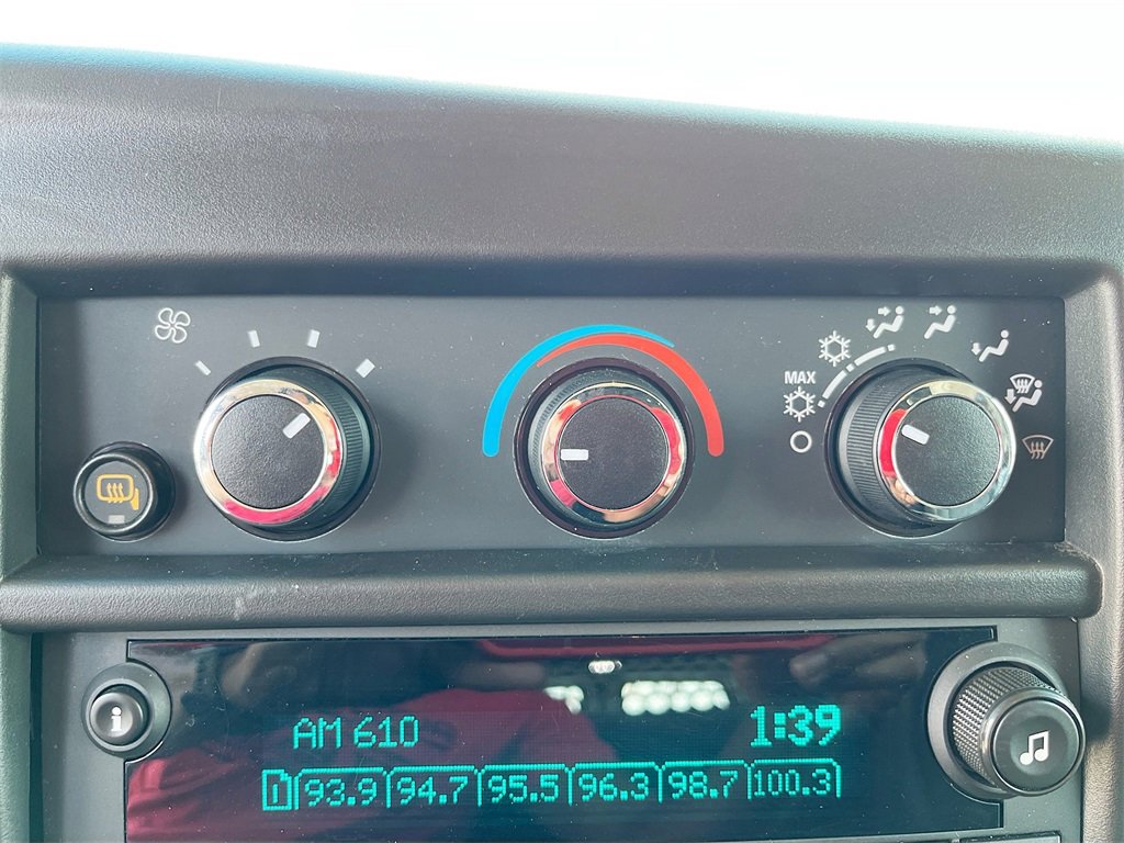 Used 2024 Chevrolet Express 2500 Work Van w/ Driver Convenience Package image 15