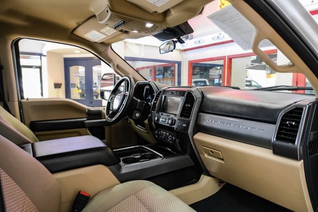 Used 2021 Ford F250 XLT w/ XLT Premium Package AWD/4WD image 13