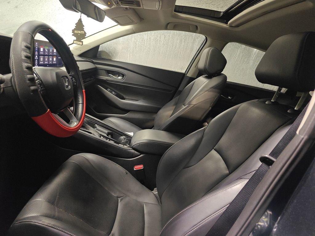 Used 2023 Honda Accord Touring image 7