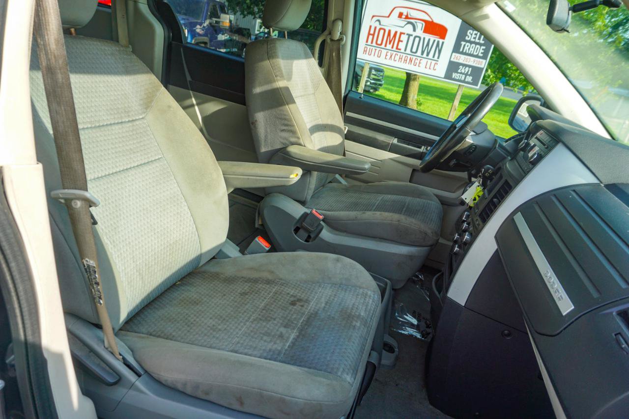 Used 2008 Dodge Grand Caravan SXT FWD image 15