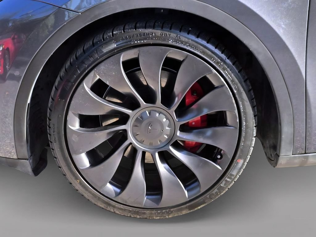 Used 2022 Tesla Model Y Performance AWD/4WD image 9