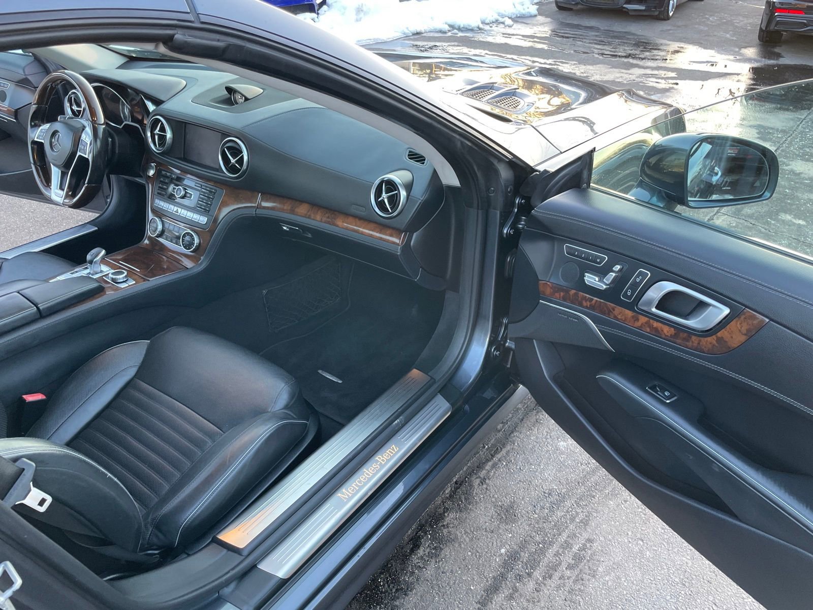 Used 2013 Mercedes-Benz SL 550 image 11