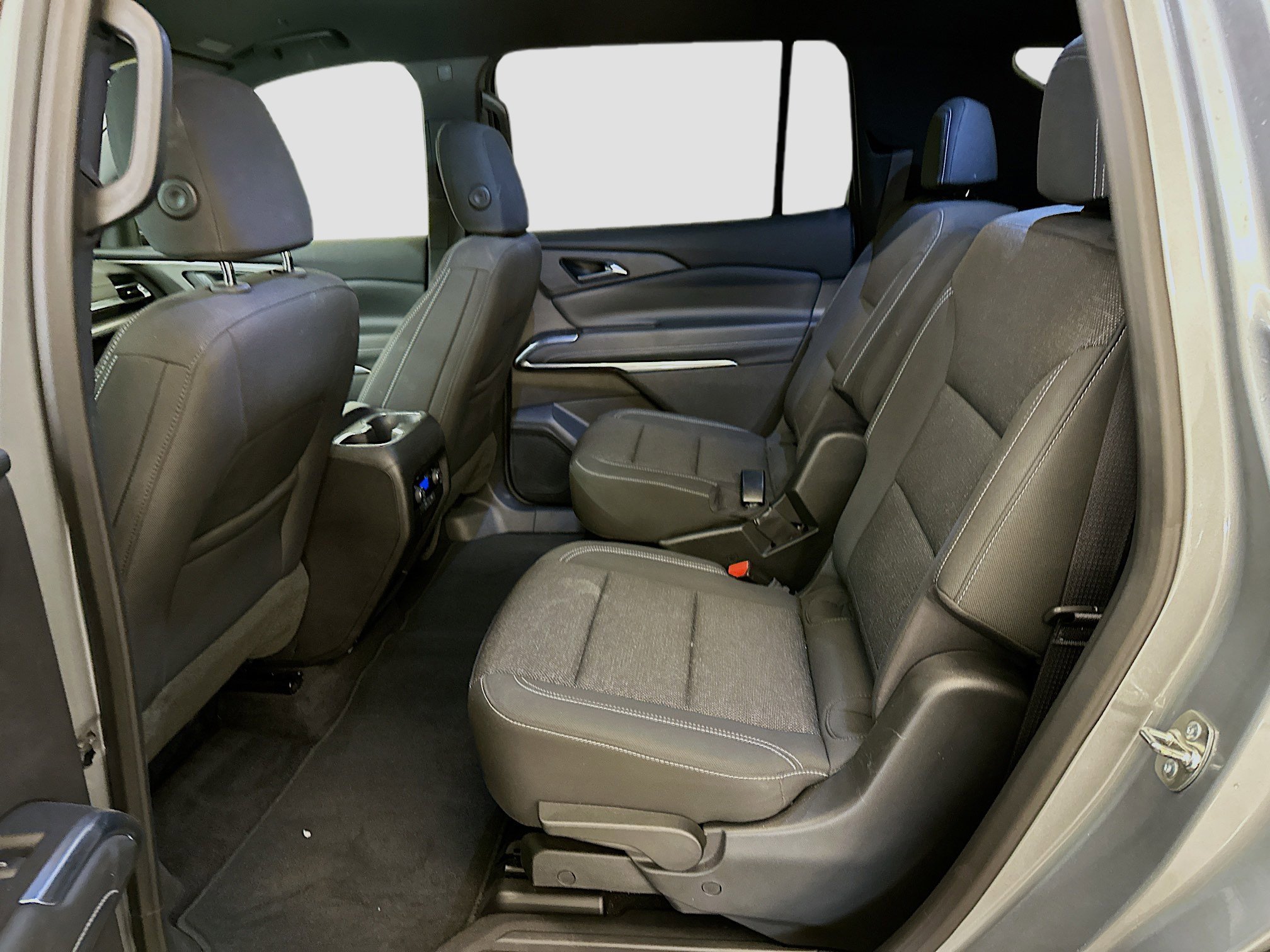 Used 2025 Chevrolet Traverse LT AWD/4WD image 29