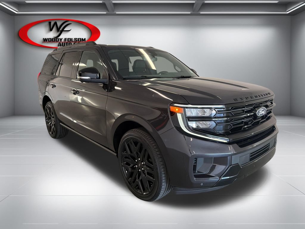 New 2027 Ford Expedition Platinum w/ Stealth Performance Package AWD/4WD image 3