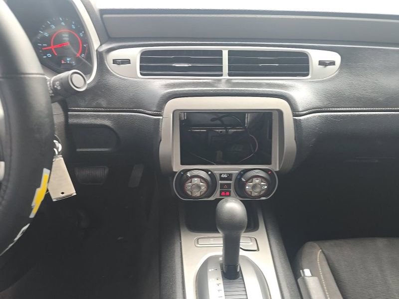 Used 2015 Chevrolet Camaro LS RWD image 14